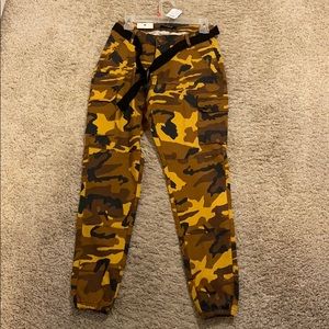 💚Yellow camo pants